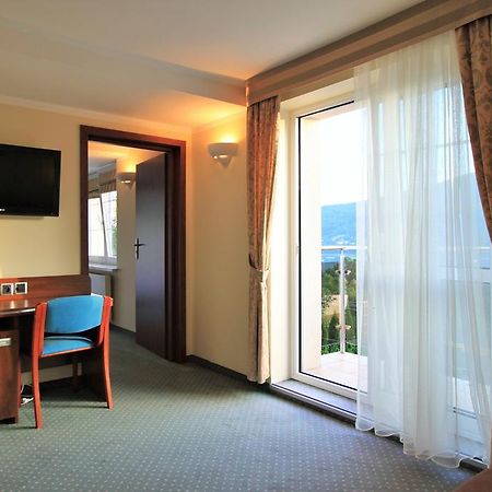 Willa Pod Skrzydlami Hotell Międzybrodzie Bialskie Eksteriør bilde