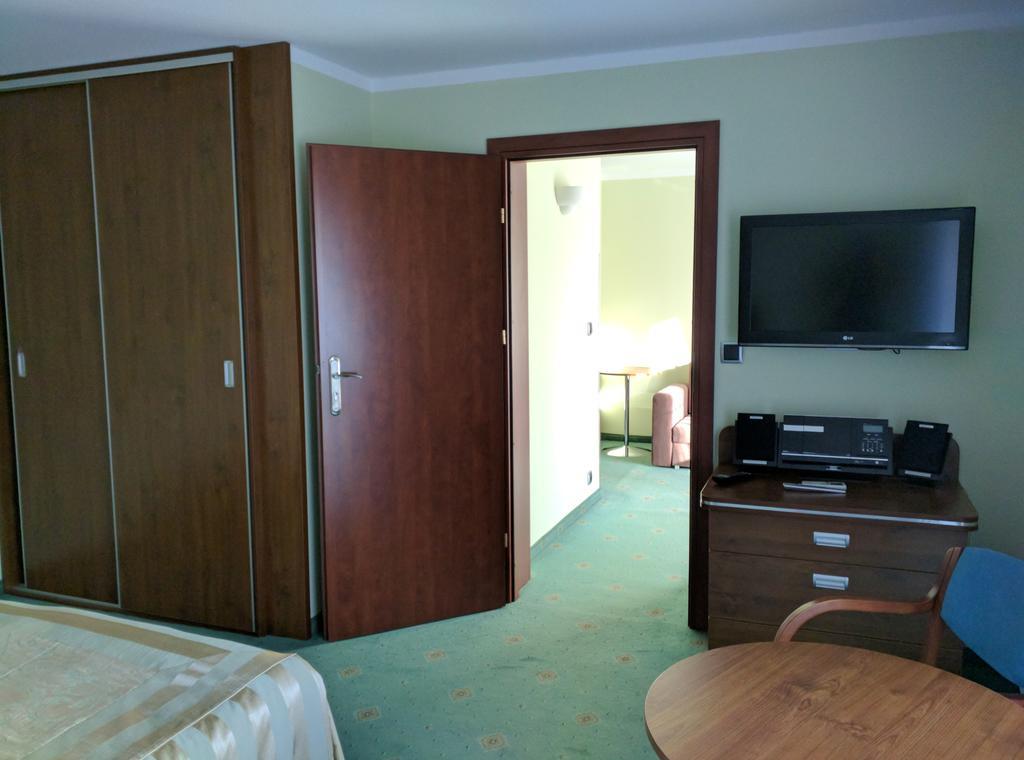 Willa Pod Skrzydlami Hotell Międzybrodzie Bialskie Eksteriør bilde